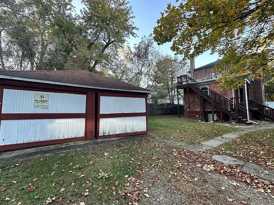 Building Photo 4
