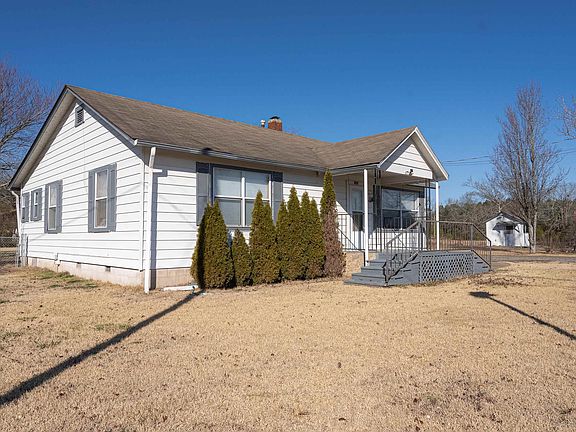 3rd image of 2983 Highway 71 N