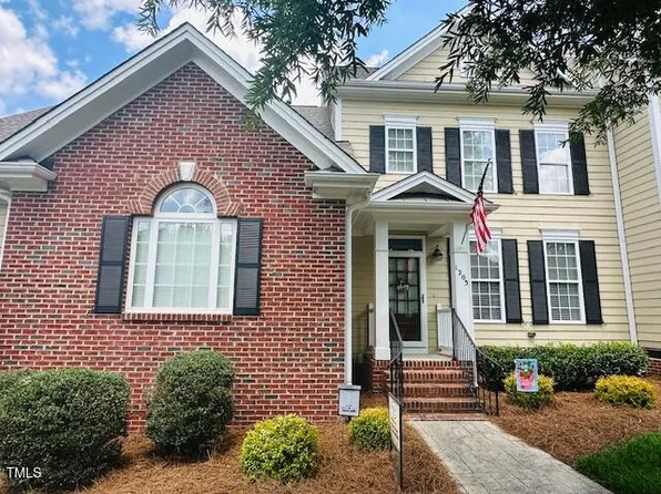 1203 Fairview Club Dr, Wake Forest, NC 27587