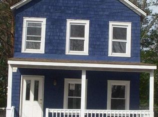 34 Railroad Cir, Pt Jervis, NY 12771