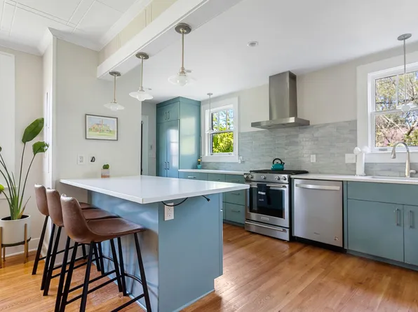 152 Grove St, Charleston, SC 29403