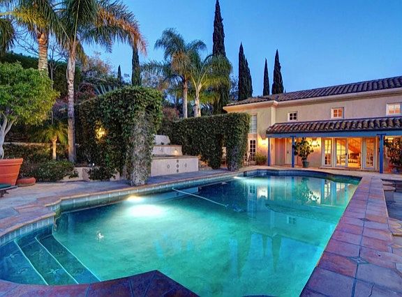 Pool and Pool Cabana