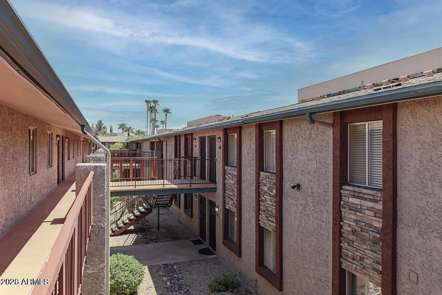 1 bed, 1.0 bath, 790 sqft, $1,400 — Photo 1