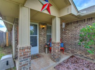 1004 Norway Ave, Yukon, OK 73099