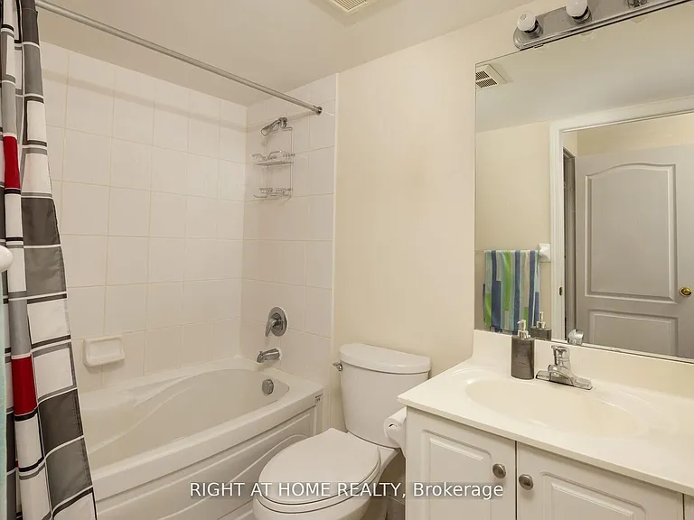 1883 McNicoll Ave #227 — Photo 6