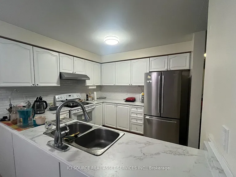181 Norland Cir — Photo 3