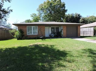 2204 Mulberry Ln, Pasadena, TX 77502