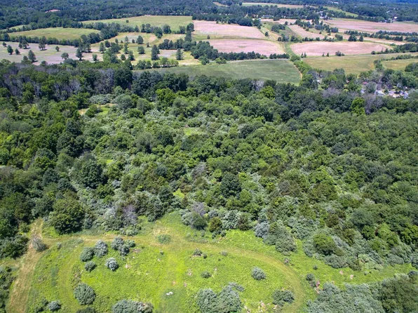 238 Dark Hollow Rd, Pipersville, PA 18947