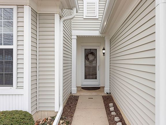 2nd image of 1529 Countryside Dr