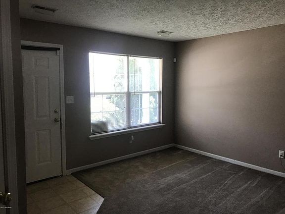 4th image of 6415 Cottagemeadow Dr