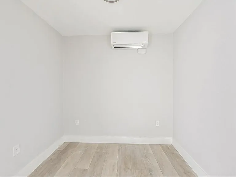 768 Walker Ave #A — Photo 11