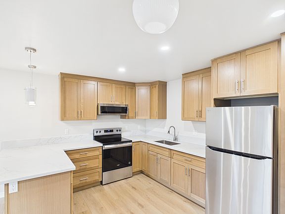 2nd image of 4630 Altadena Ave