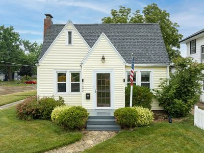 2402 C Ave NE, Cedar Rapids, IA, 52402