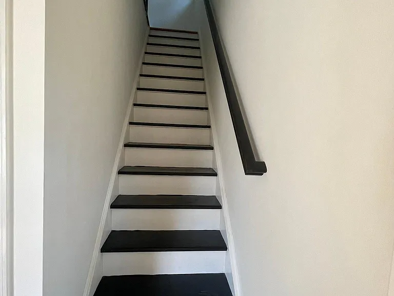 Miltonia St — Photo 10
