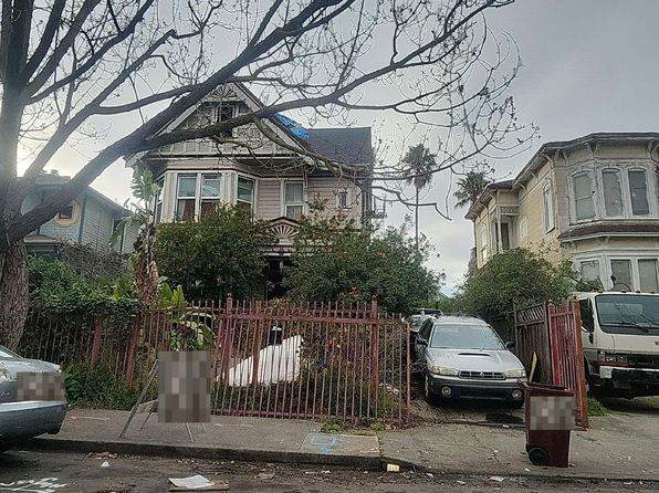 oakland-california-447730051 picture