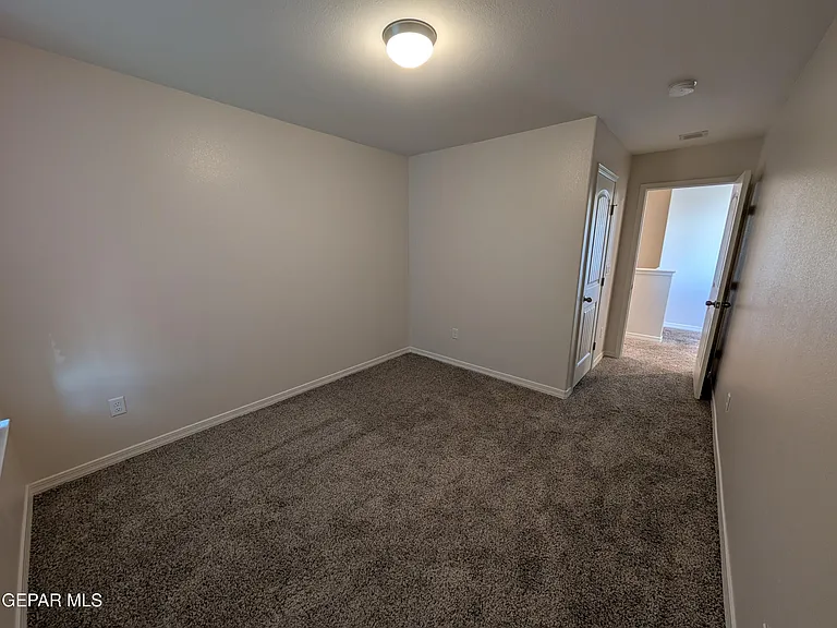 517 La Entrada Cir — Photo 21