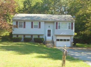 26 Bay Mountain Dr, Griswold, CT 06351