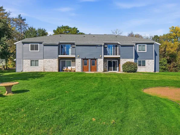 307 Whispering Pines Way, Fitchburg, WI 53713