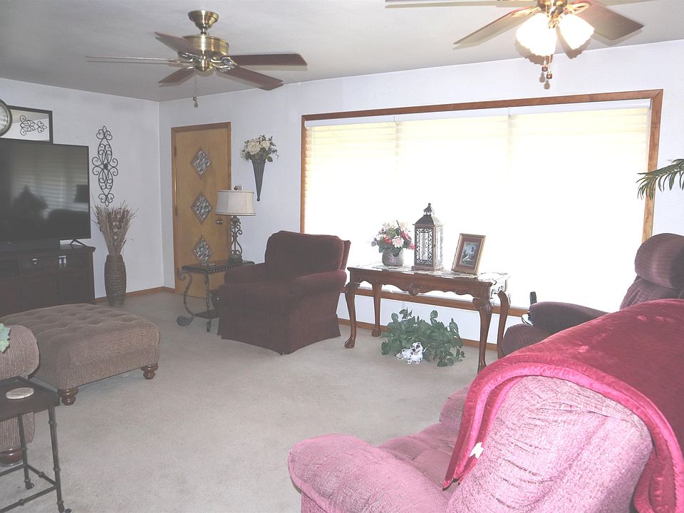 300 S Main St, Spearville, KS 67876 Zillow