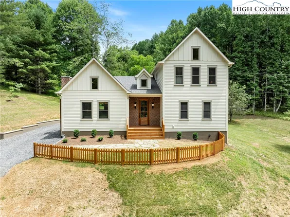 163 Walnut Drive, Jefferson, NC 28640