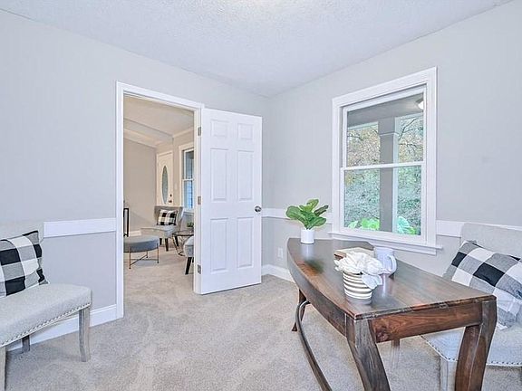 5th image of 756 Catherine Dr