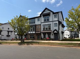 1846 Alexander Village Main Dr, Charlotte, NC 28262