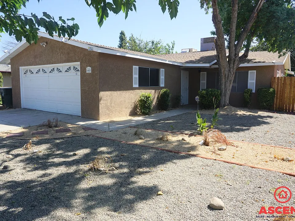 648 Delfino Ln