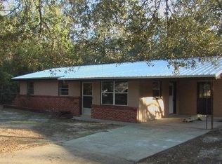 277 Grandview Ave, Valparaiso, FL 32580