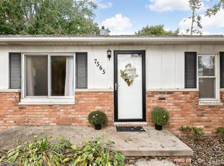 7565 Ore Lake Rd, Brighton, MI 48116