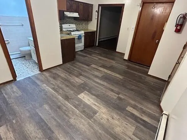 87 Jewell St #1F, Garfield, NJ 07026