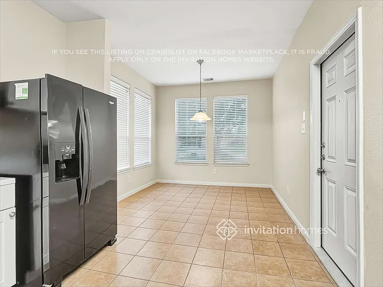 1010 Doubletree Glen Dr — Photo 8
