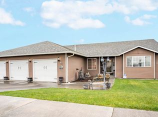 315 NW 9th Pl, Hermiston, OR 97838