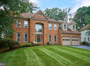 663 Old Hunt Way, Herndon, VA 20170