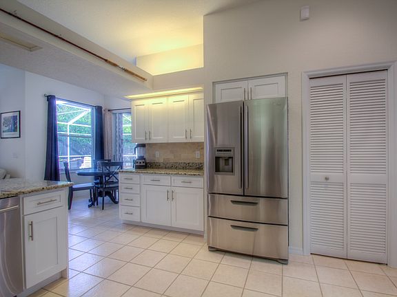 4th image of 2411 Dana Dr
