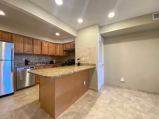 Rented by NY Space Finders Inc. | media 15