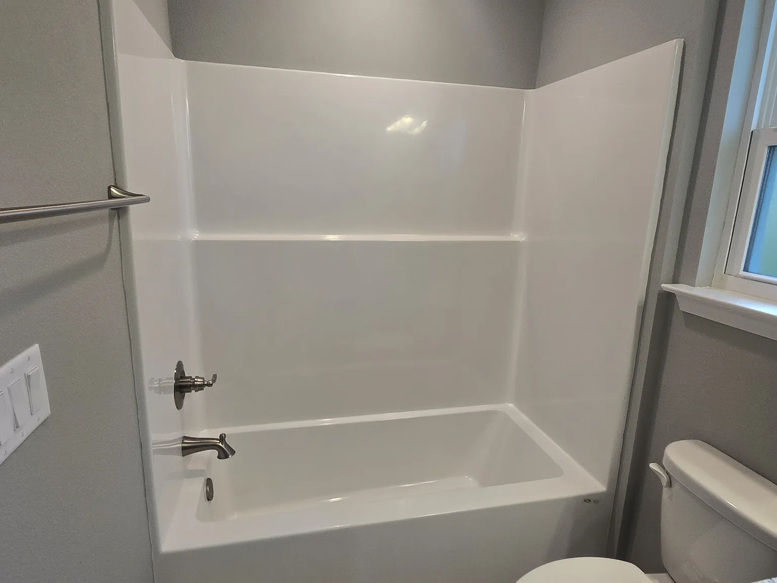 2 bed, 1001 sqft, $1,650 — Photo 3