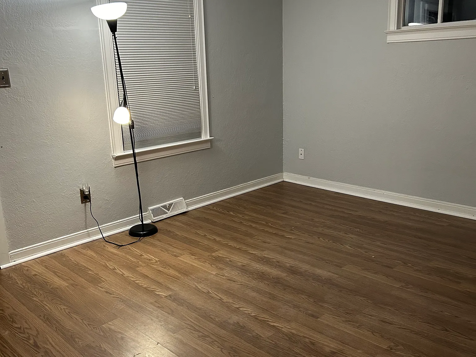 2 bed, 852 sqft, $1,400 — Photo 4