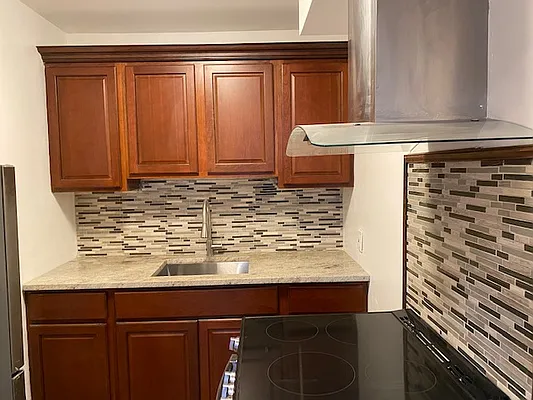 Rented by Triumph Property Group | media 6