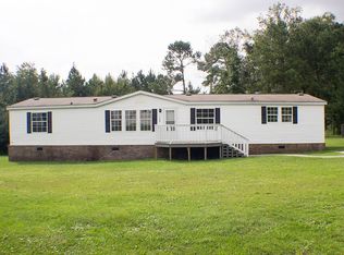 158 Cooper Rd, Richlands, NC 28574