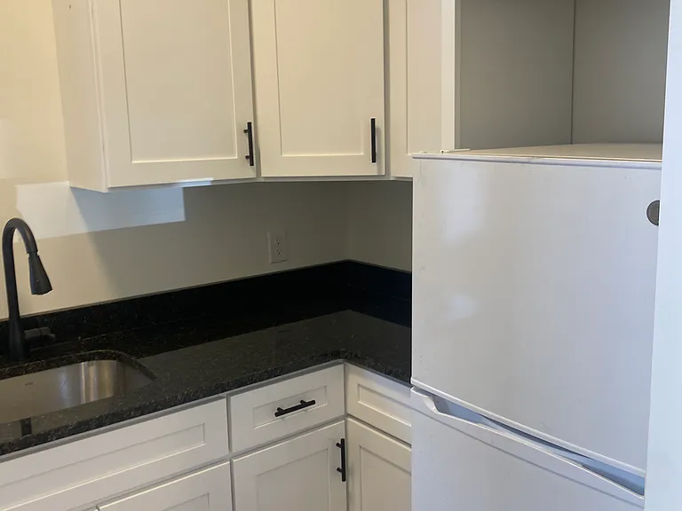 128 N Pine St #1 — Photo 12