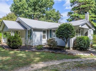 6781 Erect Rd, Seagrove, NC 27341