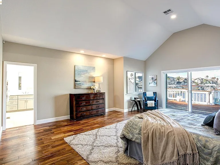 Reef Ct — Photo 15