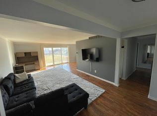 500 Fox Hills Dr N #1, Bloomfield Hills, MI 48304