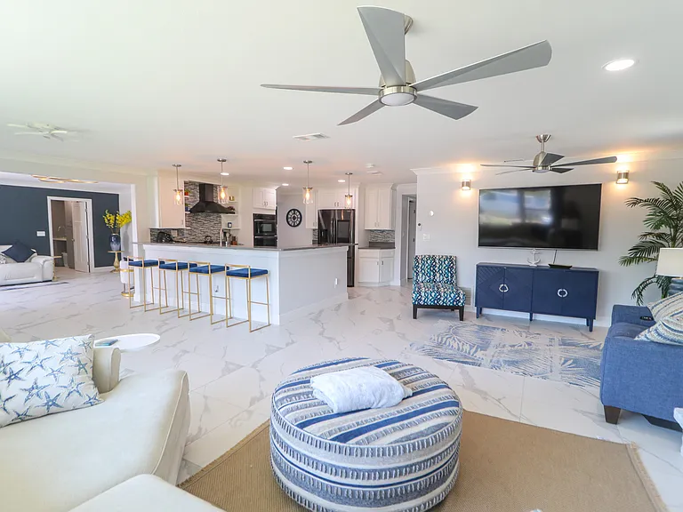 817 Blue Heron Blvd — Photo 30