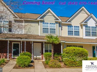 8007 Shadow Oak Dr, Charleston, SC 29406