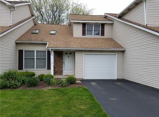 12 Pumpkin Hl, Rochester, NY 14624