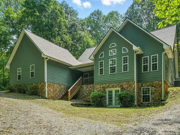 149 Grouse Ln, Talking Rock, GA 30175