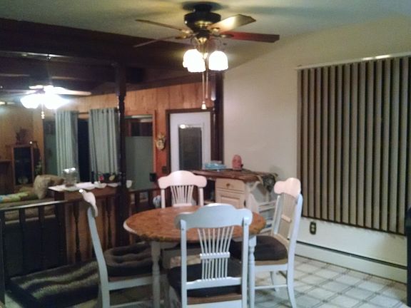 Another view of eat-in kitchen