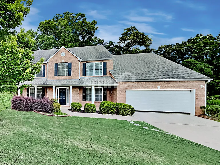 1307 River Club Dr SE — Photo 1