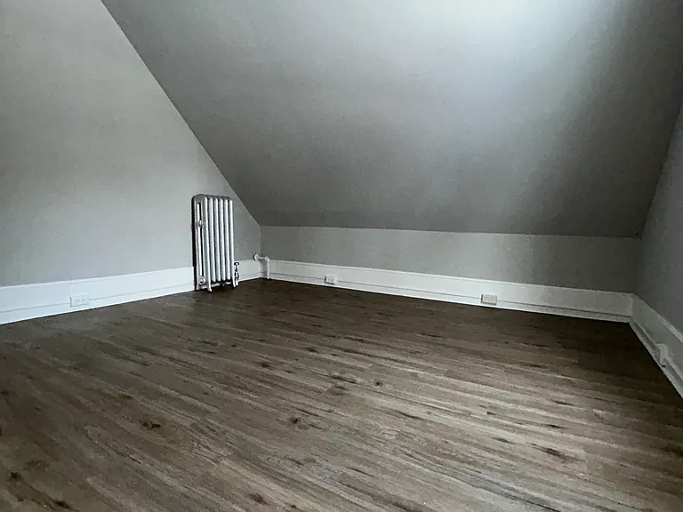 359 Belmont St #3 — Photo 37
